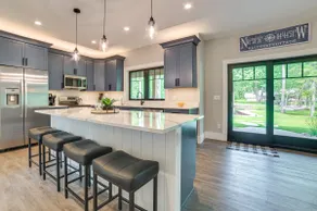 Fire Pit & Lake Views: Cozy Crooked River Retreat! - Image 4