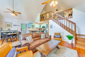 Lakefront Murphy Getaway w/ Deck, Dock & Kayaks! - Image 4