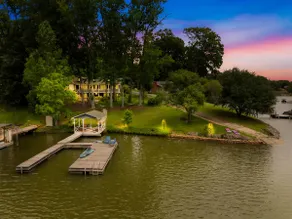 Cozy Lakefront Home w Firepit & Covered Dock - Image 4