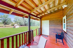 Waterfront Views! Countryside Cabin in Clermont - Image 3