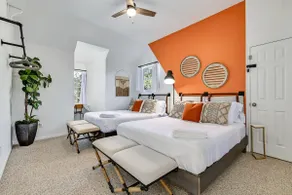 Luxury Dripping Springs Home-Pool&Hot-Tub Firepit! - Image 4