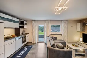 Appartamento 'Brunnerhof Vacanze in Campagna' con Terrazza e Giardino Comune - Image 4