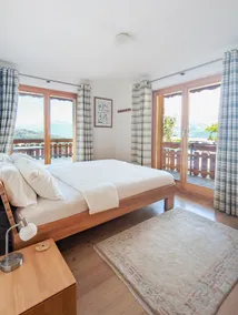 Peaceful garden apartment, terrace with magnificent view - Image 2