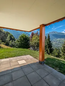 Peaceful garden apartment, terrace with magnificent view - Image 4