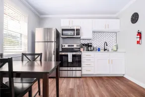 Sojourn 1 BR Beach Home with Private Beach Access - Image 2