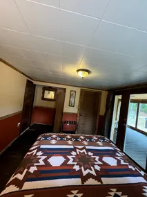 Peaceful Pines Lodge, Hot Tub, Wi-Fi, Pets, Stalls - Image 4