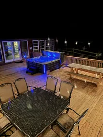 Peaceful Pines Lodge, Hot Tub, Wi-Fi, Pets, Stalls - Image 4