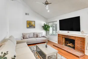 Huntington Beach Home: Fire Pit, Grill + More! - Image 2