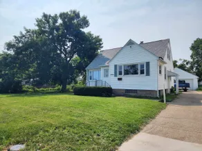 Peoria Bradley Cozy Vacation Large Group Home with Kitchen View - Image 2