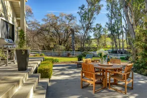 Wine Country Estate by AvantStay - Image 5