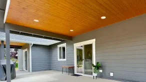 Spacious Modern Home on a Quiet Acre - Image 3