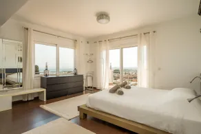 Spacious 3BR Villa with Private Pool and Sea Views - Image 4