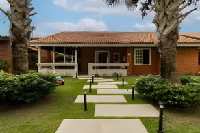 6-Suite House for 20 – Sauna and Field in Gravata - Image 5