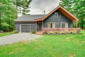 Stylish Catskills Retreat: Year-round Adventure! - Image 2