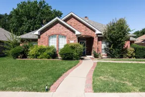 4BR w/ Pool & Games | 30 Min to AT&T Stadium - Image 4