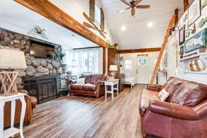 Family-friendly Retreat on Gilletts Lake! - Image 4
