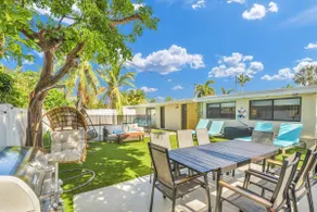 Surf Theme 4 Bed/3 Bath House W Heated Pool - Image 2