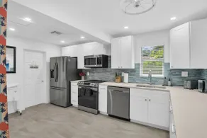 Surf Theme 4 Bed/3 Bath House W Heated Pool - Image 5