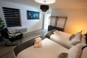 Watford 2-Bed Oasis - 20-min to London - Central - Image 5
