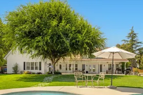 Heated pool, walk to restaurants! - Image 3