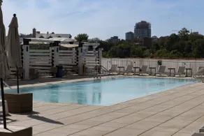 Modern Loft 10 Min from NYC with City View & Pool - Image 3