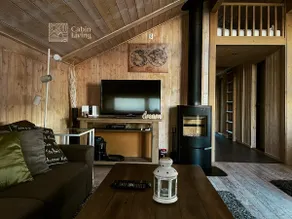 Modern sports cabin on Sjusjøen with sauna and waxing room - Image 2