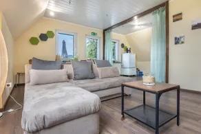 Vacation home with panoramic view - Image 5