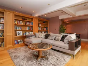 12 Cross Street - Image 3
