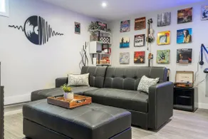 Rhythm & Relax | Murals, Games & Music Stay - Image 2