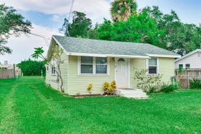 Centrally Located Merritt Island Cottage w/ Deck! - Image 2