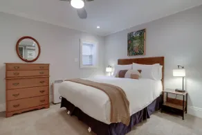 Sojourn's 1 BR Four Blocks to The National Mall - Image 2