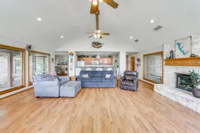 ‘Rhodes Retreat’ w/ Dock on Cedar Creek Lake! - Image 5