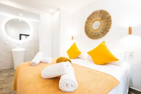 Villa No. 16 Luxurious comfort in the heart of the Marina - Image 2