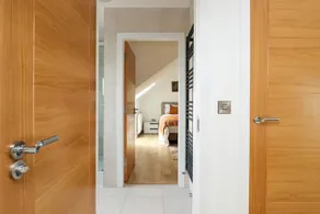 St Annes - Family Cottage with hOutdoor Space - Image 2