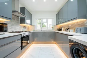 Cohost Partners 6-Bed Home Perfect for Groups - Image 4