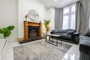 Cohost Partners 6-Bed Home Perfect for Groups - Image 5