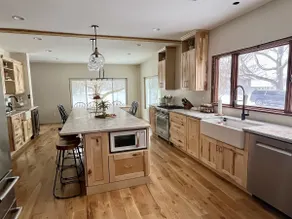 Modern Farmhouse, Pool House, Pool, Pickleball - Image 2