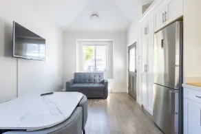 Cozy & Relaxing Haven ~ Queen. Bed ~ Kitchen ~ Pkg - Image 3