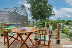 Chalet con giardino, idromassaggio e barbecue | Vista sul giardino - Image 4