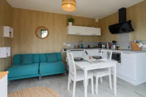 Chalet con giardino, idromassaggio e barbecue | Vista sul giardino - Image 5
