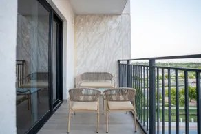 Ferrari World & SeaWorld - Luxe 2BHK Canal View - Image 4