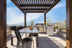 Sleeps 18 | Modern Valley-View Estate w Pool & Spa - Image 4