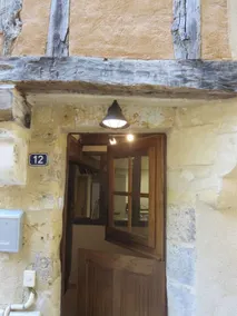 Beautiful medieval townhouse, Bergerac old town - Image 2