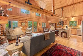 Black Squirrel Retreat - Image 3