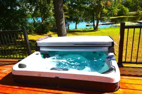 Hot Tub, Game Room, Kayaks, Dock, On Rice Lake - Image 2