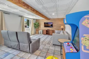 Pool, hot tub, fire pit, and more! Aqua La Vista - Image 3