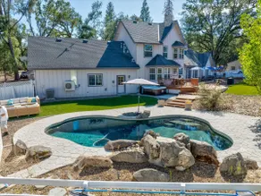 Cedar Creek Lodge w pool/spa/games/sleeps 24! - Image 5