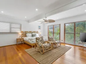 Treetop Spring Retreat | Terrigal, Sleeps 8 - Image 3