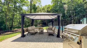 the Stonewood, Hot tub, King Bed - Image 2
