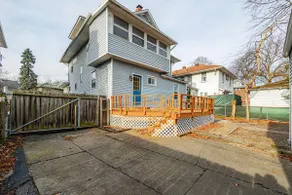 NO Cleaning Fee+Workspace+Free Cable/PPV Included! - Image 2